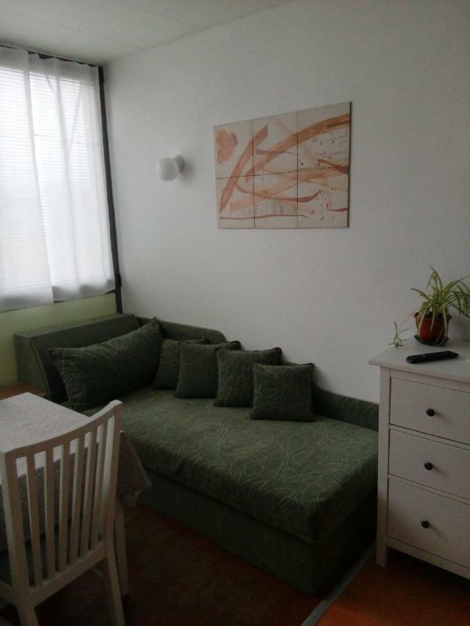 Студио Бижу Hisarja Exterior foto